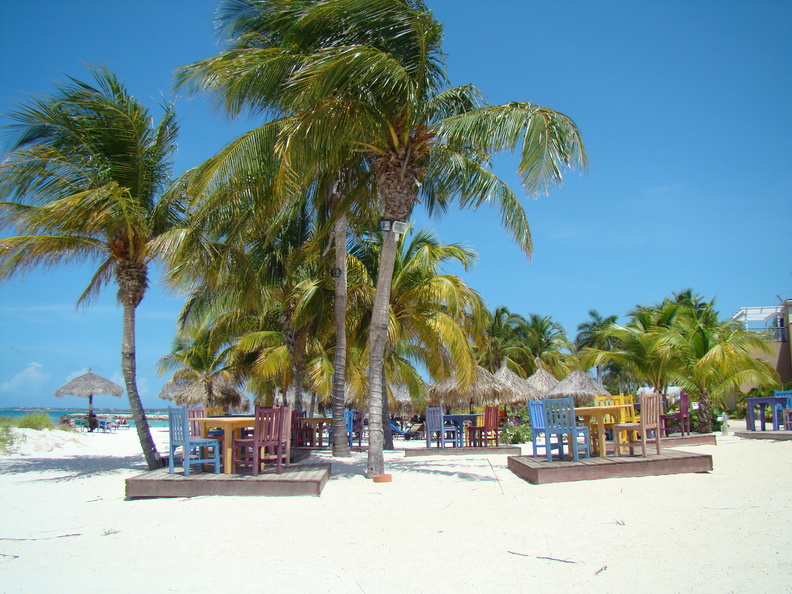 2007 10-Aruba Beach Tables.jpg